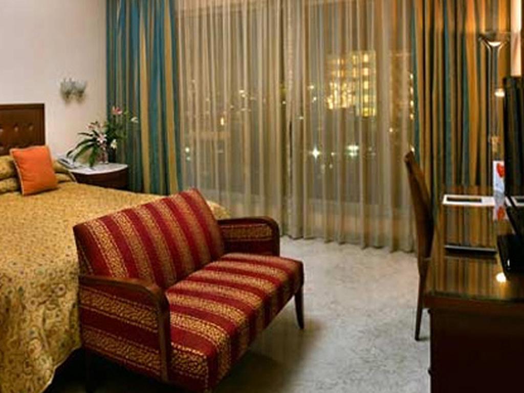 فندق ذا لاليت مومباي الغرفة الصورة A room at the hotel